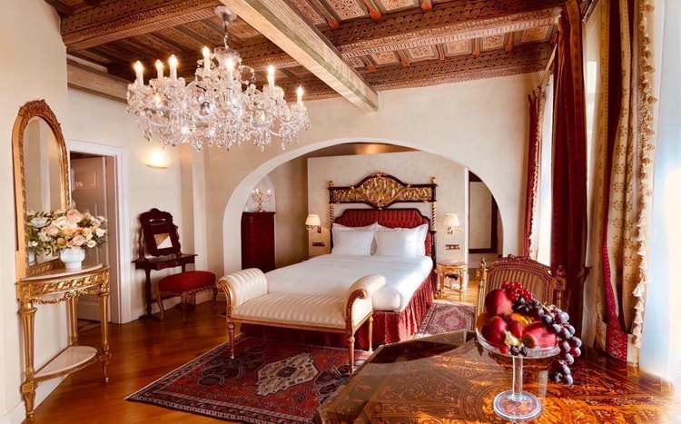 hotel image 0